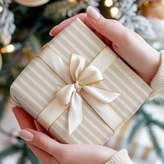 Papier Cadeau Bleu neutre rayures blanches