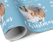 Papier Cadeau Blue Family Photo Snowflake Joyeux Noël (Coin rond)