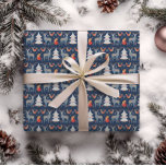 Papier Cadeau Blue Nordic Deer Christmas Tree Floral Holiday<br><div class="desc">Préparez-vous à répandre un peu de joie de vacances avec le papier d'emballage de Noël Floral Navy Blue Nordic Reindeer ! Ce papier d'emballage scandinave de haute qualité sur le thème de Noël reflète parfaitement l'esprit festif de la saison. Il dispose d'un beau motif - dont un sapin de Noël...</div>