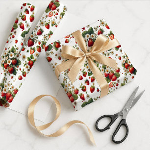 Papier cadeau botanique à motif de fraise