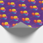 Papier Cadeau bouquet de ballon d'anniversaire sur violet (Coin)