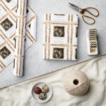 Papier Cadeau Cadre en Or Imitation Personnalisé Élégance Rustiq<br><div class="desc">Magnifique et élégant cadre en or imitation rustique et papier d'emballage de typographie. Ajoutez vos fiançailles ou votre photo préférée pour personnaliser ce papier cadeau pour la douche de mariée ou les cadeaux de jour de mariage.  Si élégant et chic.</div>
