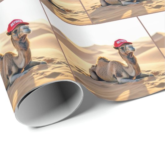 Papier Cadeau Camel Wearing a Red Retired Cap (Coin rond)