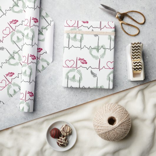 Papier Cadeau Cardiogramme avec coeur. (Artisanat)