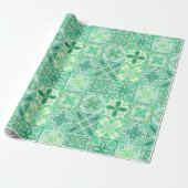 Papier Cadeau Carreaux décorés en vert et blanc (Déroulé)