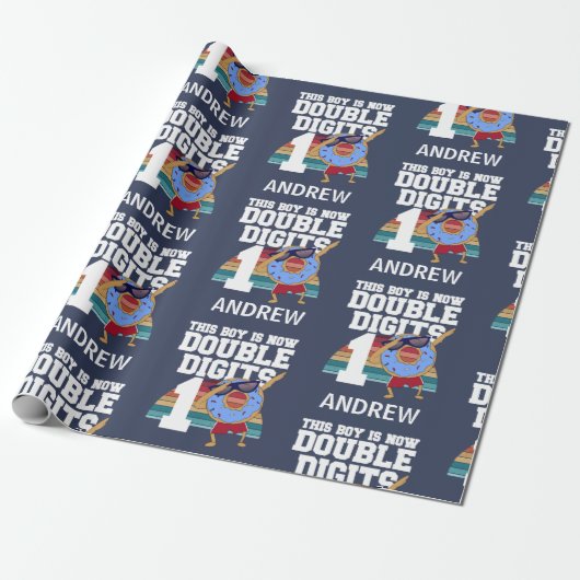 Papier Cadeau Ce garçon est maintenant Double chiffres Funny 10e (Déroulé)