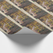 Papier Cadeau Cerf devant l'arbre d'automne jaune (Coin)