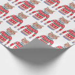 Papier Cadeau Chandail de Noël moche, mignon Amoureux des chats<br><div class="desc">Fêtes d'hiver amusantes papier d'emballage de Noël avec un chat portant des lunettes rouges et un "laid" Sweater nordique de Noël. En fait,  on pense qu'il est plutôt mignon ! Parfait pour les fêtes de Noël moches plus douces ou les anniversaires d'hiver particulièrement pour les amoureux de les chats.</div>