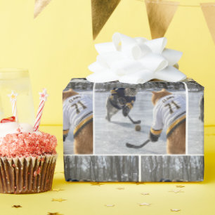 Papier Cadeau Chats jouant au hockey sur glace avec une pelote d