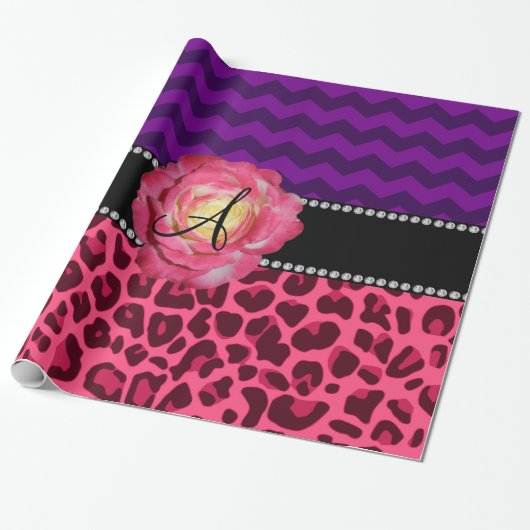 Papier Cadeau Chevrons roses de pourpre de léopard de monogramme (Déroulé)