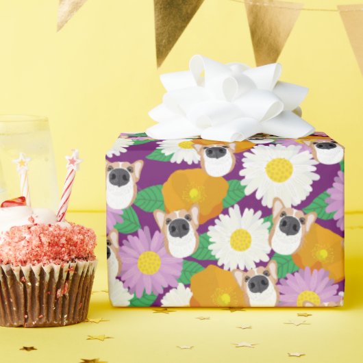 Papier Cadeau Chien de Corgi aux fleurs pourpre à motif (Fête d'anniversaire)