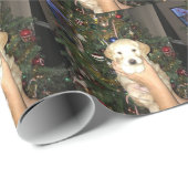 Papier Cadeau Chiot de GoldenDoodle avec l'arbre de Noël (Coin rond)
