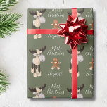 Papier Cadeau Christmas Moose Sage Green Personnalisé<br><div class="desc">Ce joli papier d'emballage d'orignal de Noël sera parfait sous votre sapin de Noël. Le design comprend une mignonne orignale de Noël et un biscuit homme en pain d'épices sur un arrière - plan vert sauge. Personnalisez avec votre nom.</div>