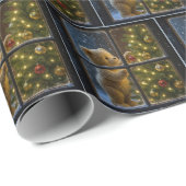 Papier Cadeau Christmas Teddy Bear Decorating a Tree (Coin rond)