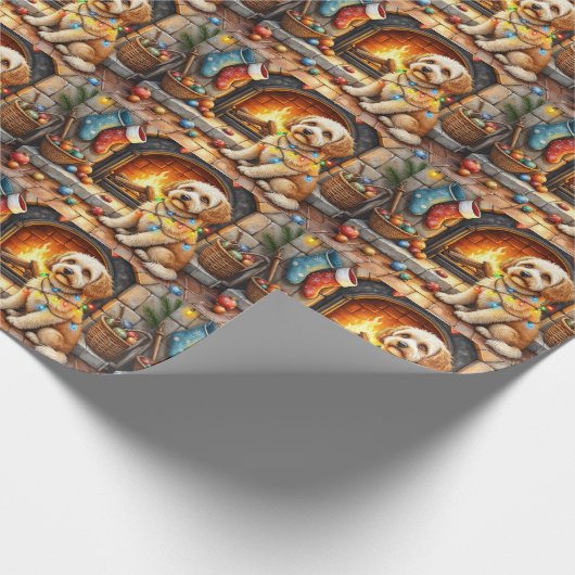 Papier Cadeau Cockapoo Sitting by Fireplace with Christmas Light (Coin)