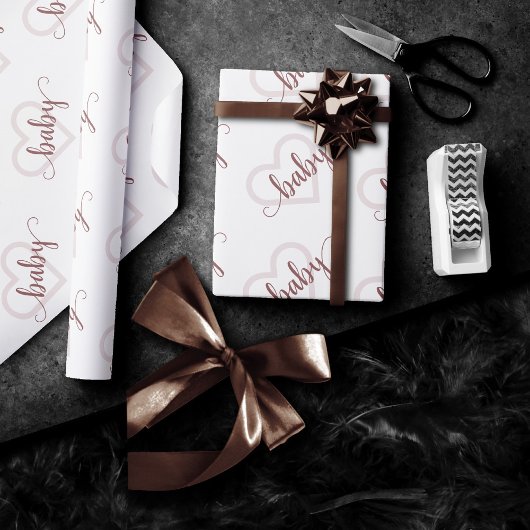 Papier Cadeau Coeur bébé | Script Rose du désert de Taupe
