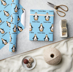 Papier Cadeau Conception de famille de manchot Maman la plus coo