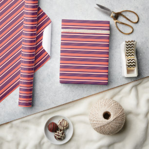 Papier Cadeau Corail, bleu marine et blanc cinq bandes motif