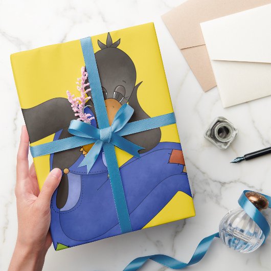 Papier Cadeau Corneille Dans Les Surfaces Enveloppant Du Papier