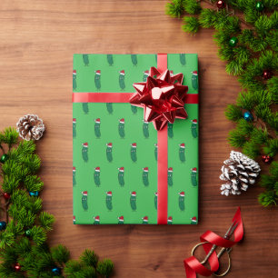 Papier Cadeau Cornichon à l'aneth de Noël portant un chapeau de