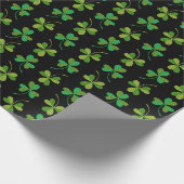 Papier Cadeau Cute & Elegant Shamrock foncé Motif vert & noir (Coin)