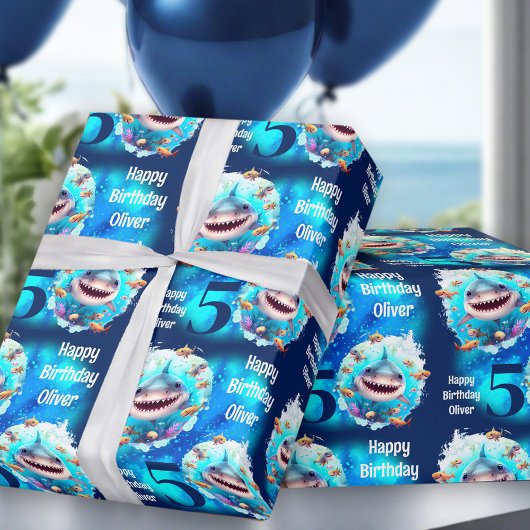 Papier Cadeau Cute Shark Boy Anniversaire Nom du texte Papier d'