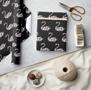 Papier Cadeau Cygne de diamant rose clair élégant et fond noir