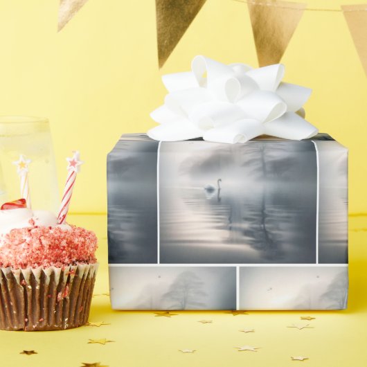 Papier Cadeau Cygnes Sur Le Lac Misty (Fête d'anniversaire)