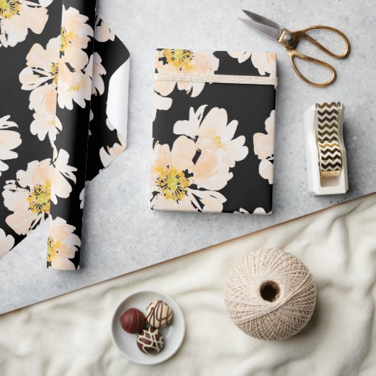 Papier Cadeau Design de fleur de pivoine d'aquarelle de crème (Artisanat)