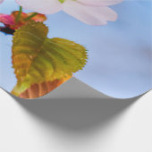 Papier Cadeau Deux Fleurs Sakura De Couleur Rose Pâle Au Printem (Coin)