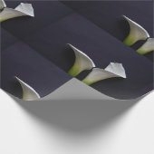 Papier Cadeau Deux lys calla sur le noir (Coin)