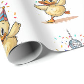 Papier Cadeau Duckkking Dancing Under Disco Ball with Confetti"  (Coin rond)