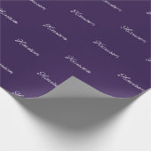 Papier Cadeau Élégant script violet foncé nom personnalisé anniv (Coin)
