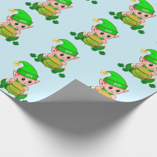 Papier Cadeau Elfe vert mignon avec une casserole d'or sur bleu (Coin)