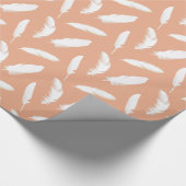 Papier Cadeau Empreinte de plumes blanches sur pêche douce (Coin)