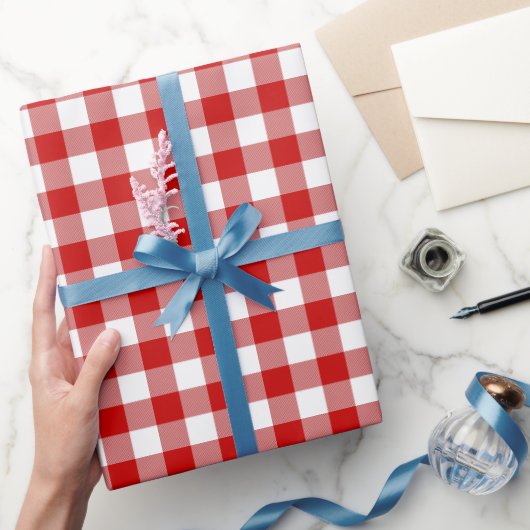 Papier Cadeau En vichy rouge et blanc (Cadeaux)