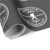 Papier Cadeau  Équipe de recherche de Bigfoot à la recherche d'u (Coin rond)