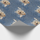 Papier Cadeau Extrait d'or dans trou de jean bleu effilé (Coin)