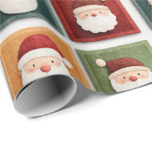 Papier Cadeau Festive Santa Pattern in Bright Blocks (Coin rond)