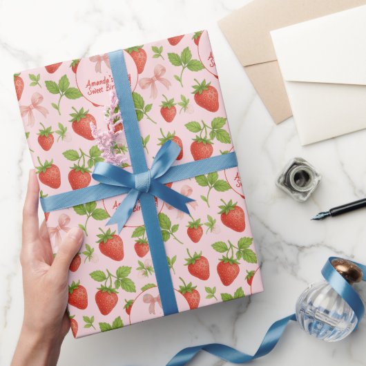 Papier Cadeau Fête des Anniversaires de enfants de fraises - (Cadeaux)