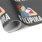 Papier Cadeau Fier drapeau philippin femme Philippines (Coin rond)