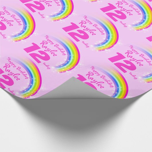 Papier Cadeau Filles nom âge arc-en-ciel d'anniversaire modèle e (Coin)