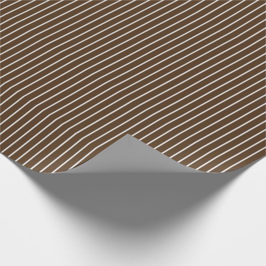 Papier Cadeau Fines rayures blanches sur fond marron foncé (Coin)