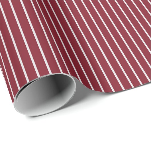 Papier Cadeau Fines rayures blanches sur fond rouge foncé (Coin rond)