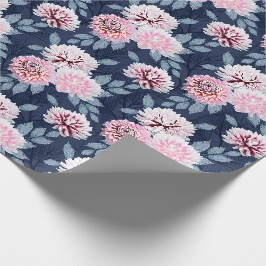 Papier Cadeau Fleurs blanches et roses sur bleu foncé. (Coin)