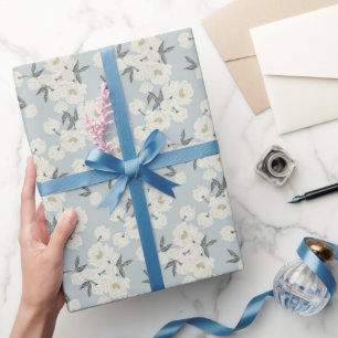 Papier Cadeau Fleurs de pivoine crème sur fond bleu clair