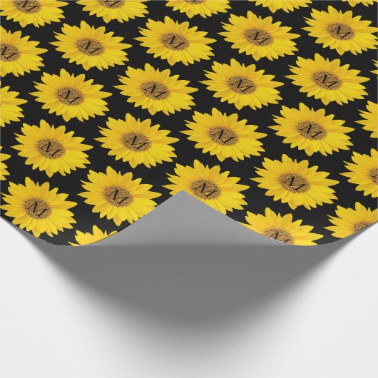 Papier Cadeau Fleurs de soleil jaunes sur Monogramme noir (Coin)