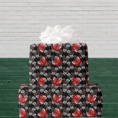 Papier Cadeau Fleurs noires et blanches avec papillons rouges