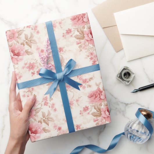Papier Cadeau Fleurs roses tendres (Cadeaux)