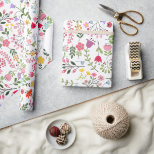 Papier Cadeau Fleurs sauvages printanières sur fond blanc